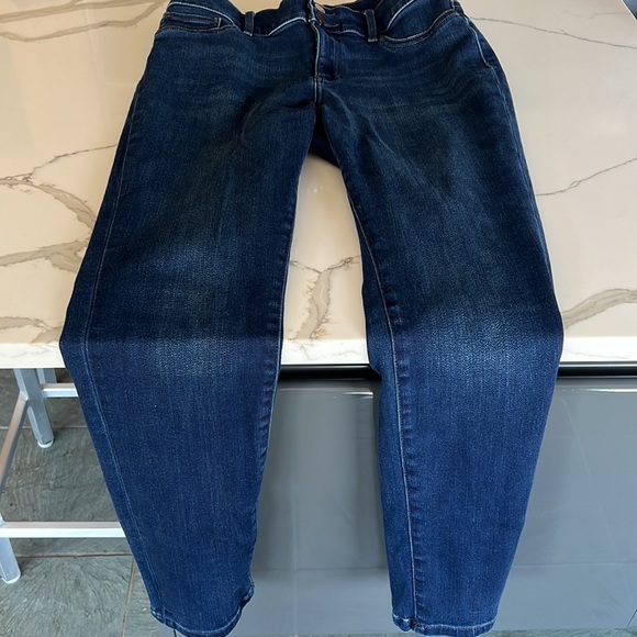 New York & Company Jeans. 12 - Picture 3 of 4